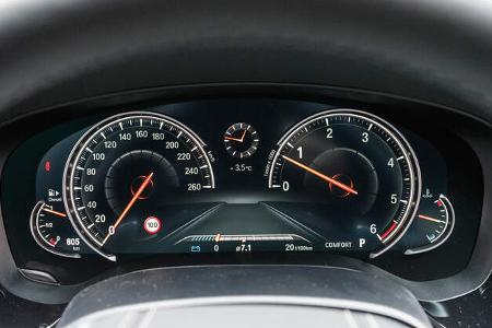 BMW 530d, Cockpit