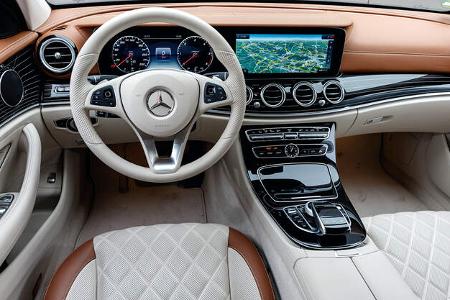 Mercedes E 350 d, Cockpit