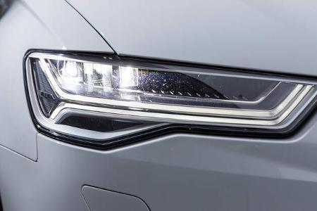 Audi A6 3.0 TDI Quattro, Frontscheinwerfer