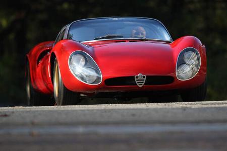 Alfa Romeo T33/2 Stradale
