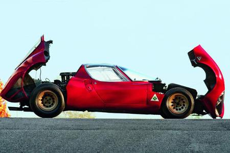 Alfa Romeo T33/2 Stradale