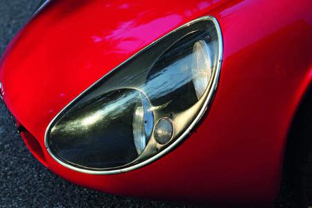 Alfa Romeo T33/2 Stradale