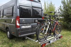 Naviceiver, Reinigungsmittel und Fahrradträger