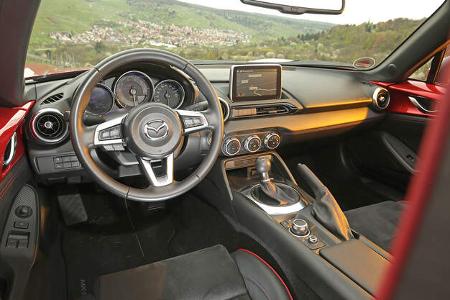 Mazda MX-5 G 160, Cockpit