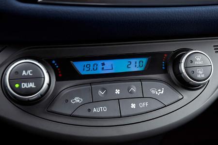 Toyota Yaris Hybrid 2017 Facelift