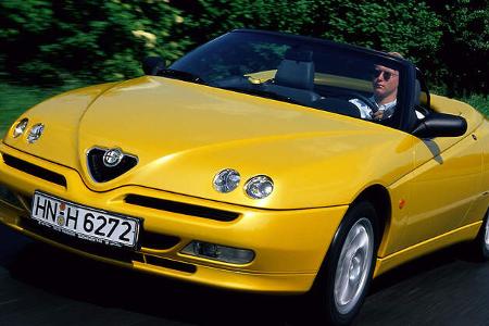 Alfa Spider (916), Frontansicht