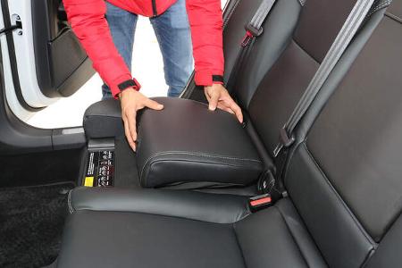 Volvo V90 D5 AWD Interieur hinten
