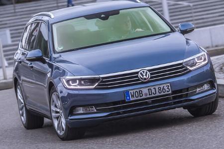 VW Passat Variant Front