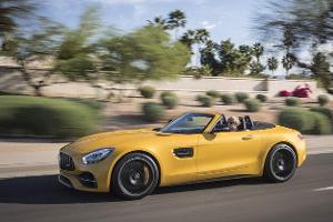 Cabrio und Supersportwagen