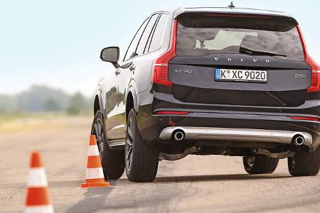 Volvo XC90 D5, Heckansicht, Slalom