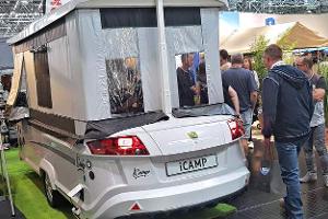 Kompletter Wohnwagen zum Ausklappen
