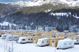 So klappt's mit dem Wohnwagen im Schnee