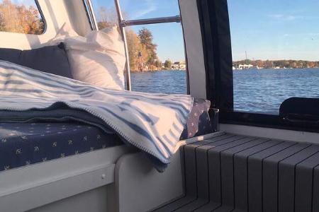 Caravanboat 