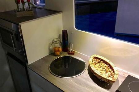 Caravanboat 