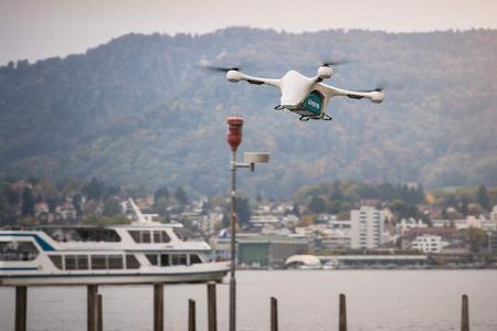 Mercedes Vans and Drones Pilotprojekt Zürich 2017