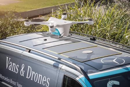 Mercedes Vans and Drones Pilotprojekt Zürich 2017