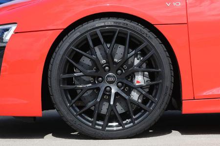 Audi R8 5.2 V10 Plus Quattro (2017) Test