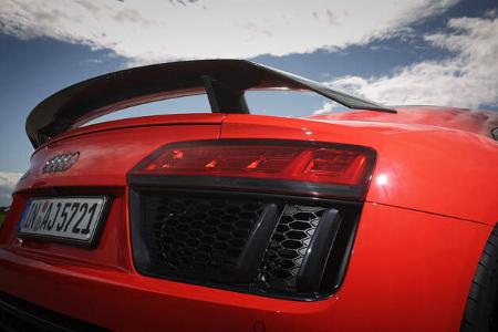 Audi R8 5.2 V10 Plus Quattro (2017) Test