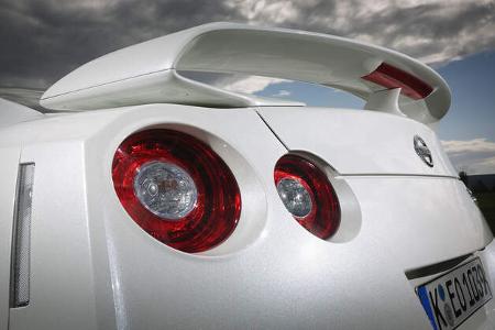 Nissan GT-R Track Edition (2017) Test