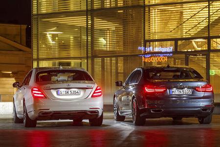 BMW 740i, Mercedes S 450 4Matic, Exterieur Heck