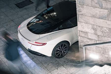 01/2018 Aston Martin DB11 V8 Coupé