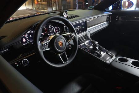 Porsche Panamera Sport Tourismo Turbo, Interieur