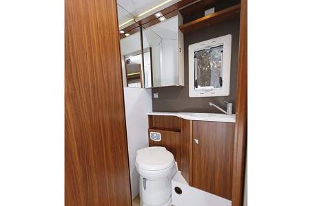 Adria Matrix Plus 670 SL