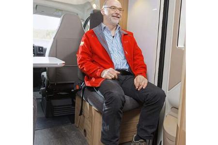 Adria Coral XL Plus 670 SL