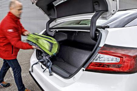 Honda Clarity Fuel Cell, Kofferraum