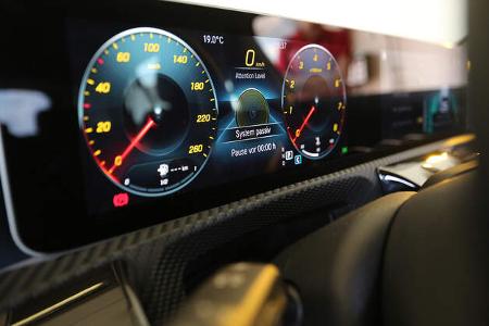 Mercedes A 200 7G-DCT, Interieur