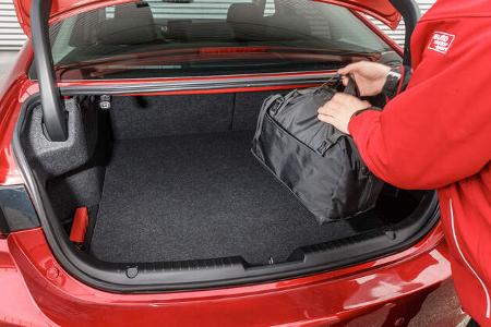 ams0419, Vergleichstest, Mazda 6 D 150, Interieur