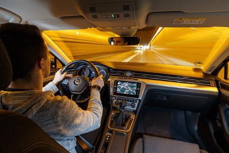 ams0419, Vergleichstest, VW Passat 2.0 TDI, Interieur