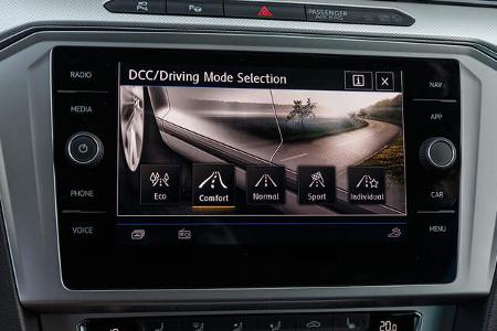 ams0419, Vergleichstest, VW Passat 2.0 TDI, Interieur