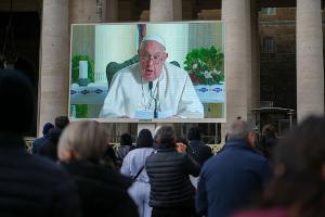 Papst hält wegen Erkältung Gebet von Wohnsitz aus