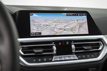 BMW 330i, Interieur