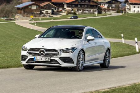 Mercedes Benz CLA 220, Front