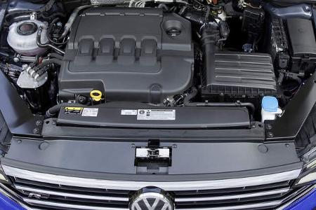 VW Passat Variant R Line, Motorraum
