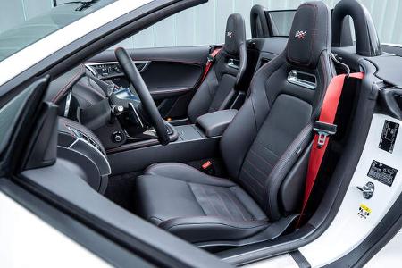 Jaguar F-Type Cabrio P300 Chequered Flag, Interieur