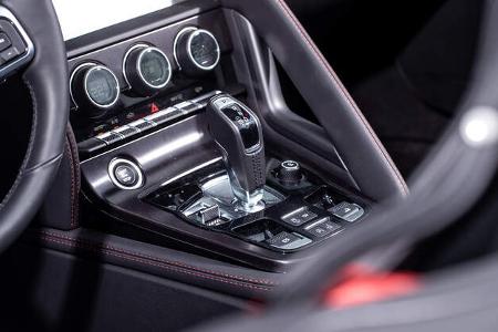 Jaguar F-Type Cabrio P300 Chequered Flag, Interieur