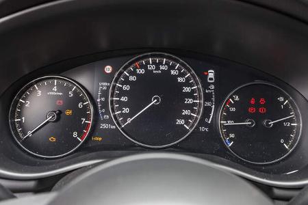 Mazda 3, Fahrbericht, Instrumente