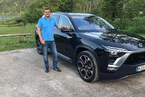 Nio ES8