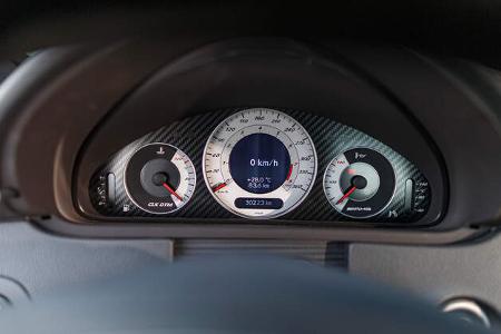 Mercedes CLK DTM AMG, Interieur