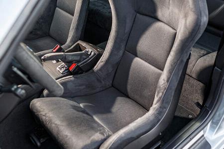 BMW M3 CSL, Interieur
