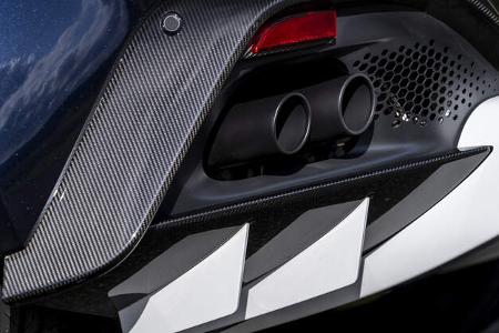Aston Martin Vantage, Interieur