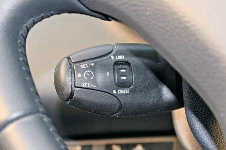 Peugeot 5008 155 THP, Tempomat