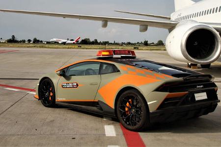 Lamborghini Huracan Evo Follow Me Flughafen Bologna