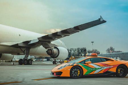 Lamborghini Huracan Follow Me 2019