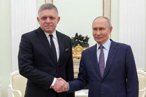 Selenskyj kritisiert Fico scharf nach dessen Putin-Besuch