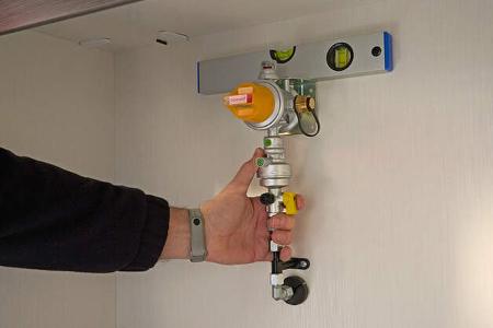 Mobil opt. Gasflaschenumschalt-Anlage Einbauposition bestimmen