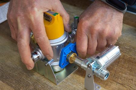 Mobil opt. Gasflaschenumschalt-Anlage Gasregler und Filter
